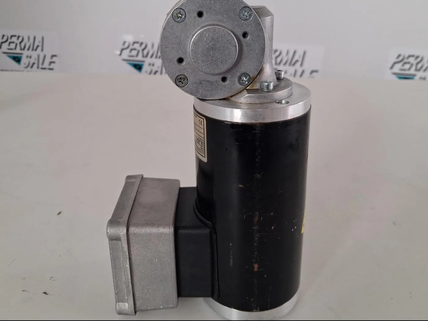 Lenze SSN25-1FVCR Getriebemotor mit Winkelgetriebe - 4