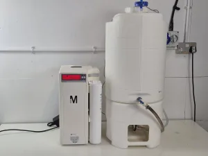 Millipore Sigma RioS Essential 24 Water Purification Tank