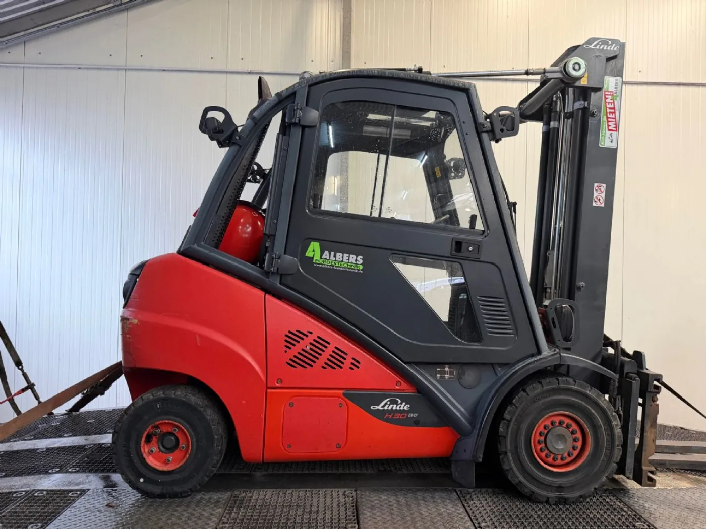 Linde H30T-02 - 6
