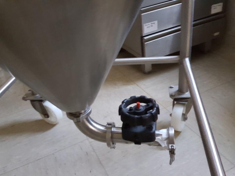 SERBATOIO INOX CARRELLATO – CISA MOD. 300 L