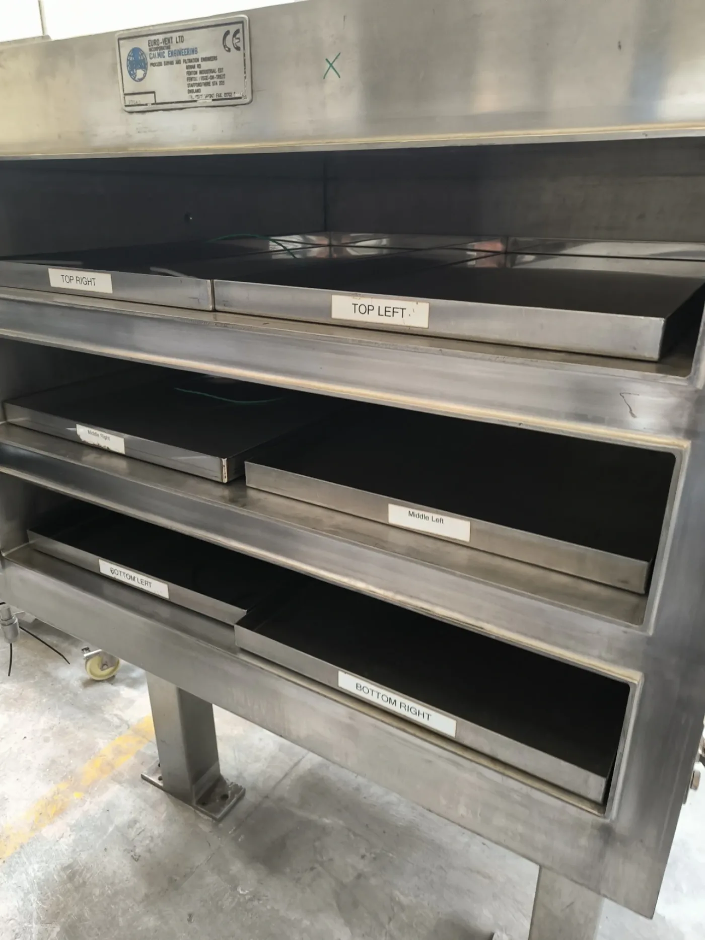 USED STAINLESS STEEL VACUUM TRAY DRYER 3 M2 - 3