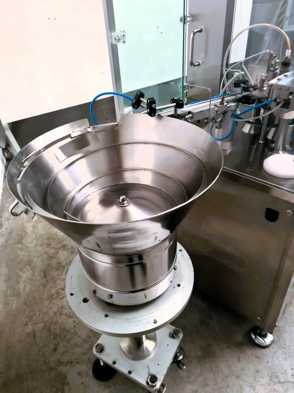 MICRODOSATRICE E TAPPATRICE – TECNOMACO – MOD. MC1 NS