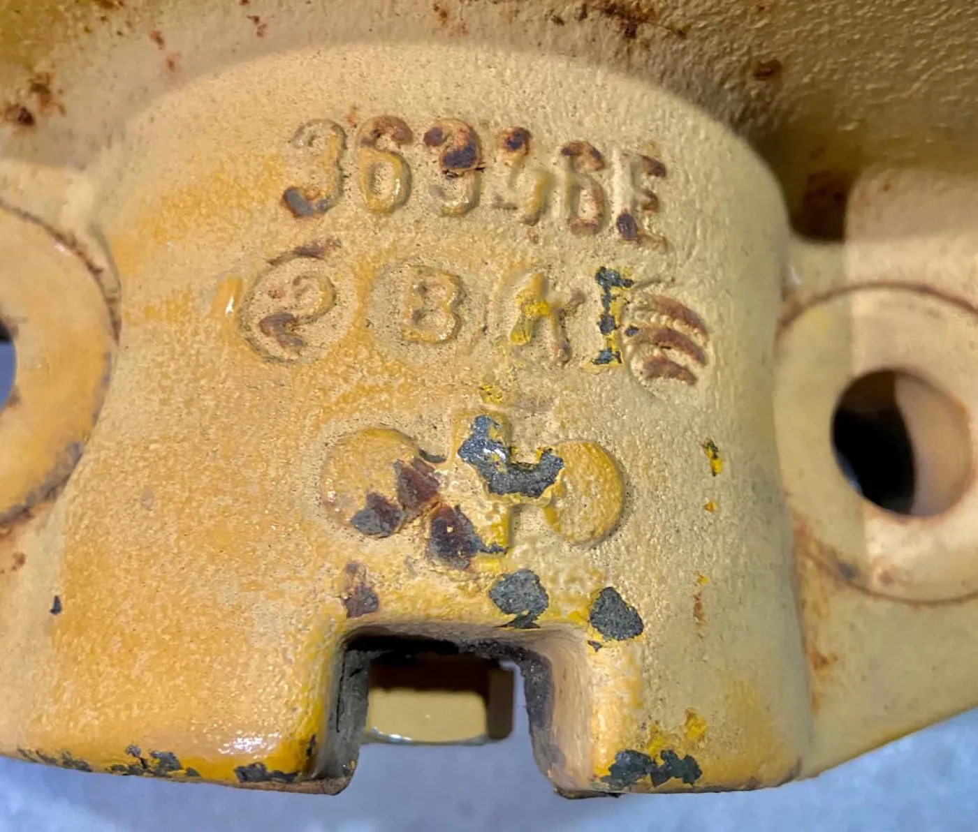 Laufrolle / Trackroller Doppelflansch für Komatsu D 65 - 3
