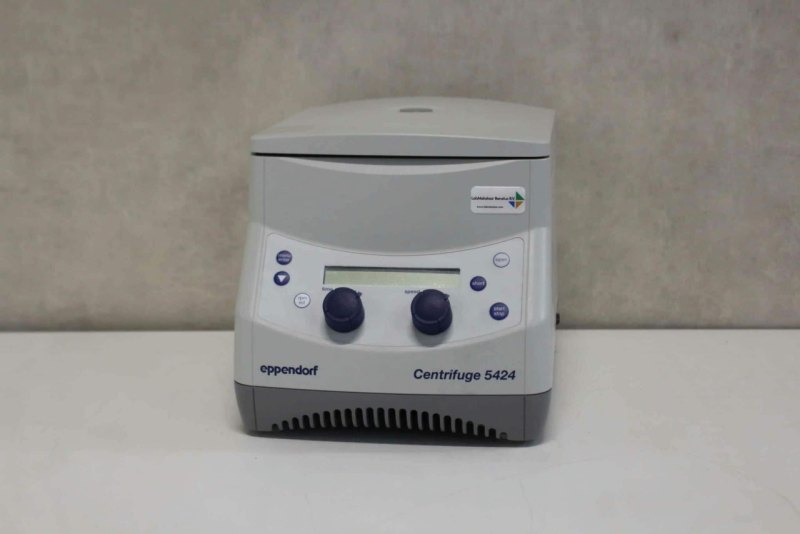 Eppendorf 5424 Centrifuge