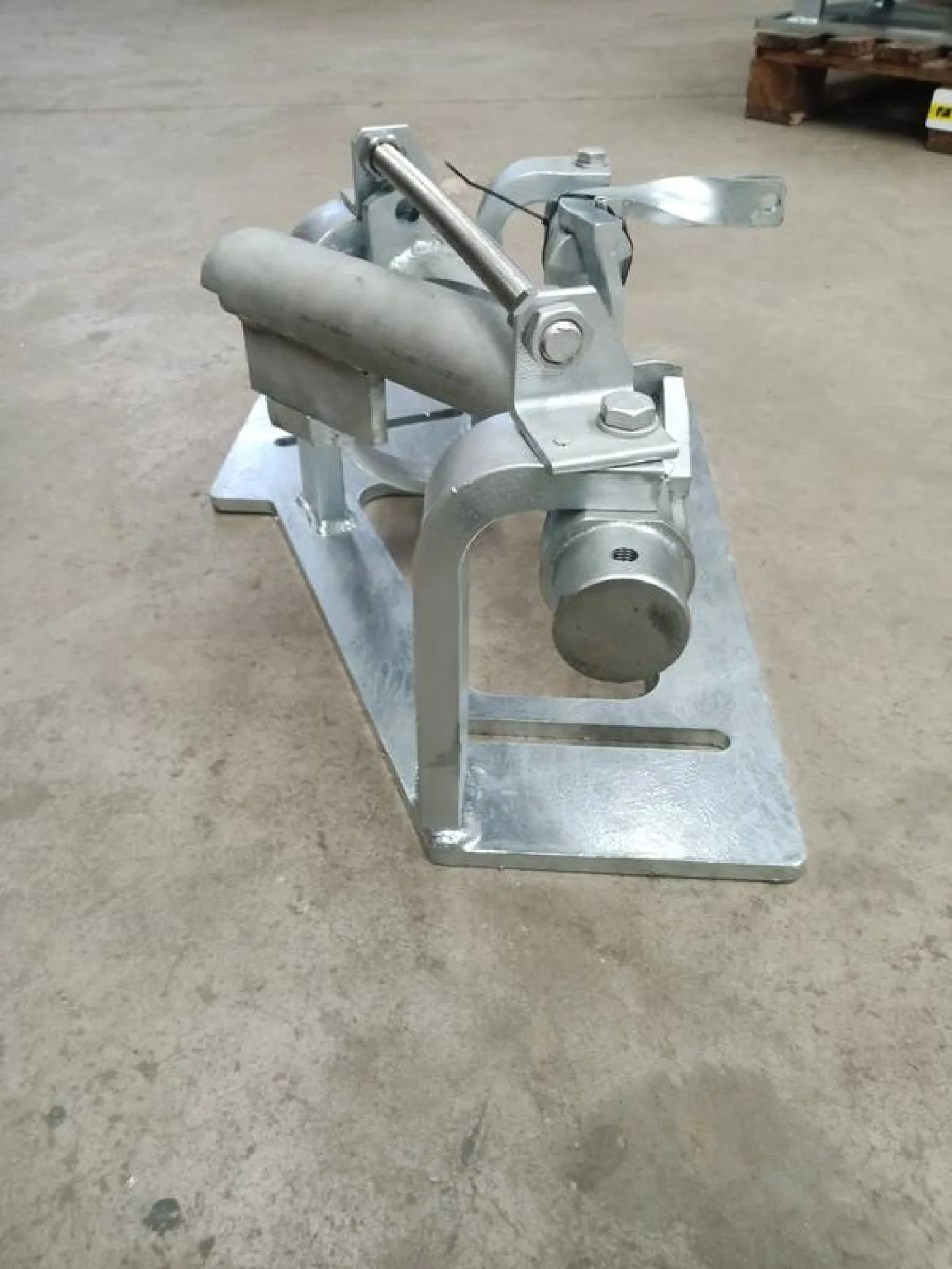 Switch right outside tube 25°-90°. Height 15cm on plate - 4