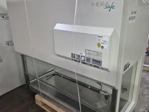 Heraeus Herasafe Sicherheitswerkbank HS 15 Klasse 2
