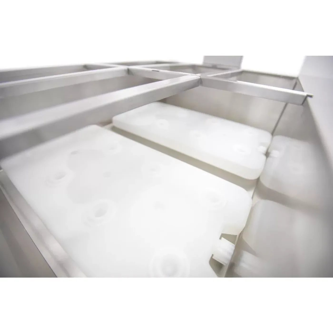 Parry Flexi-Serve Ambient Cupboard with Chilled Well and LED Illuminated Gantry FS-AW2PACK - islandcatering - 3