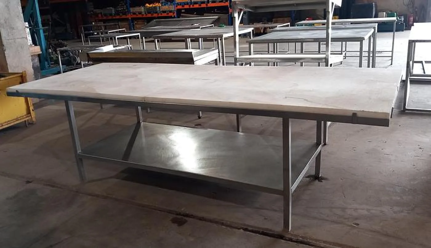 Mesa de inox para produtos alimentares 3X1,2 metros - 2