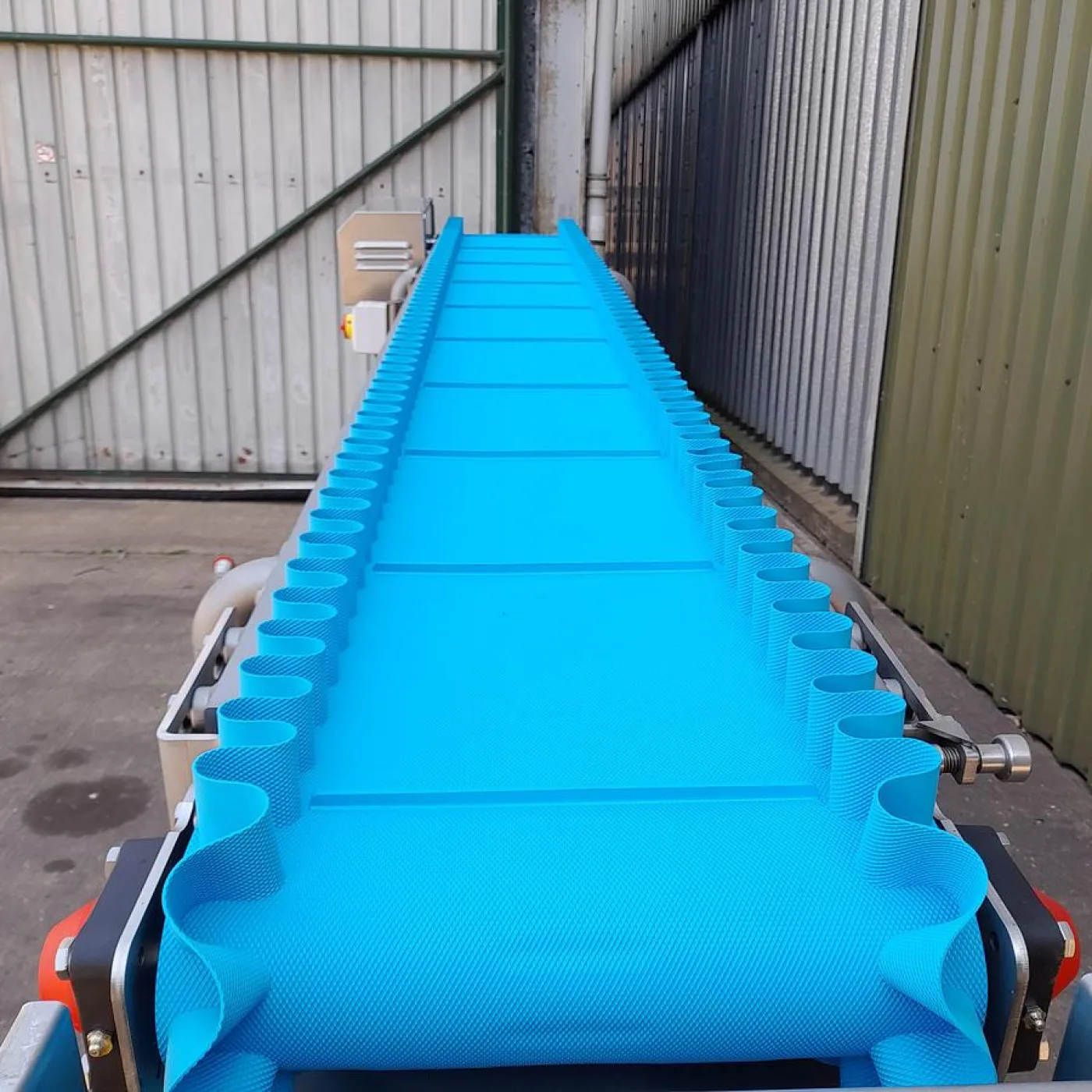 Incline Belt Conveyor - 4