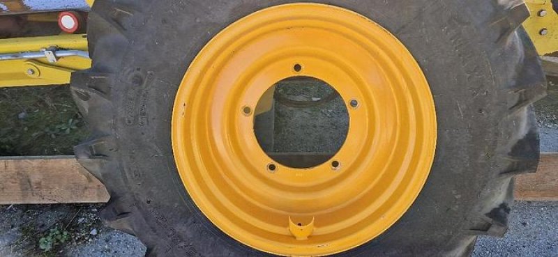 JCB Reifen Starmaxx 15.5/80-24 NEU