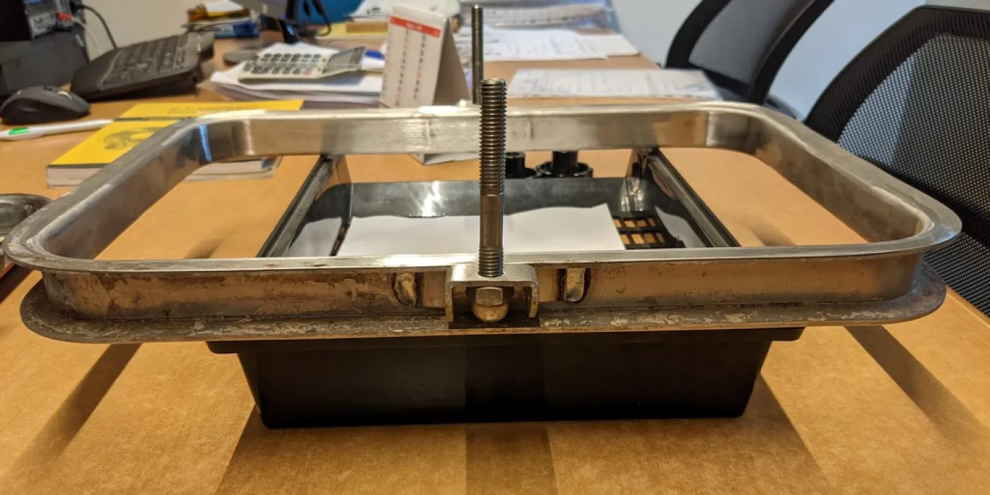 SERIES OF UPPER MANHOLES IN STAINLESS STEEL FOR CONCRETE, NEW EQUIPMENT - 5