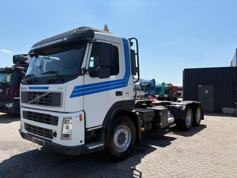 Volvo FM 12,480 + 6X4 + manual + spring + retarder