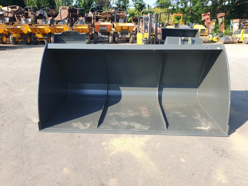 3,5 m³ Schaufel gerundet XXL mit JCB Q-Fit
