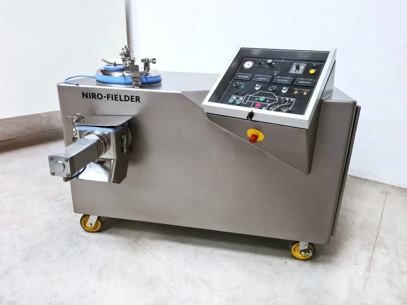 MESCOLATORE GRANULATORE AD ALTA VELOCITA’ – NIRO-FIELDER – Mod. PMA 65 - 3