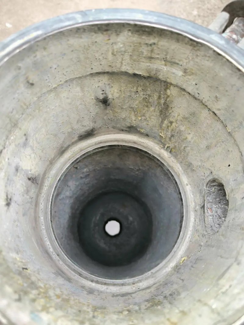 BASKET FILTER WITH PNEUMATIC PUMP BLAGDON