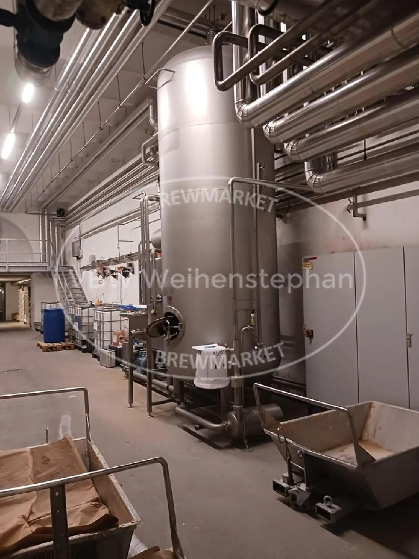 Pressure tank - 1