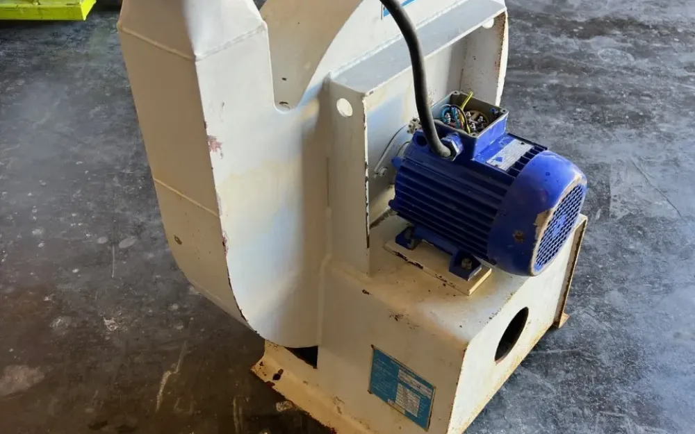 USED RADIAL MXE 031-000530 INDUSTRIAL FAN