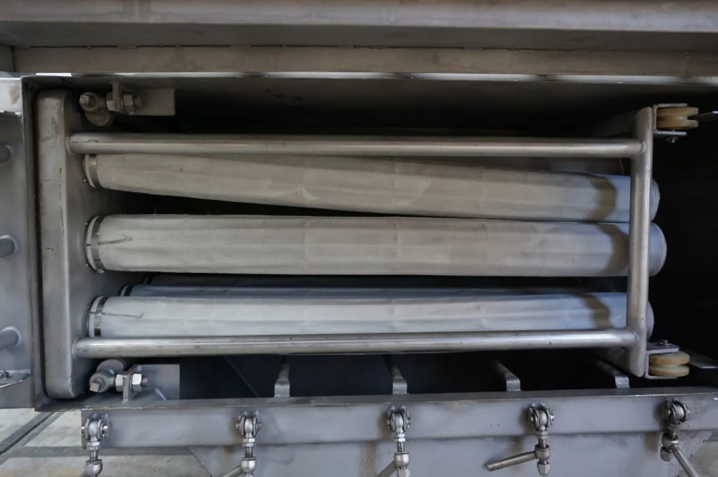 Hosokawa Mikropul 9-4SC-PSR - Bag filter - 5