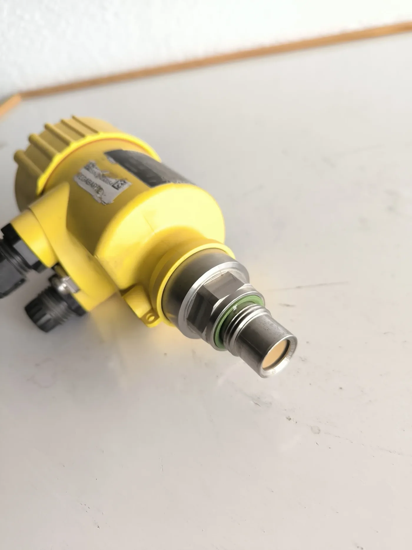 PRESSURE TRANSMITTER VEGABAR 82 ATEX - 3