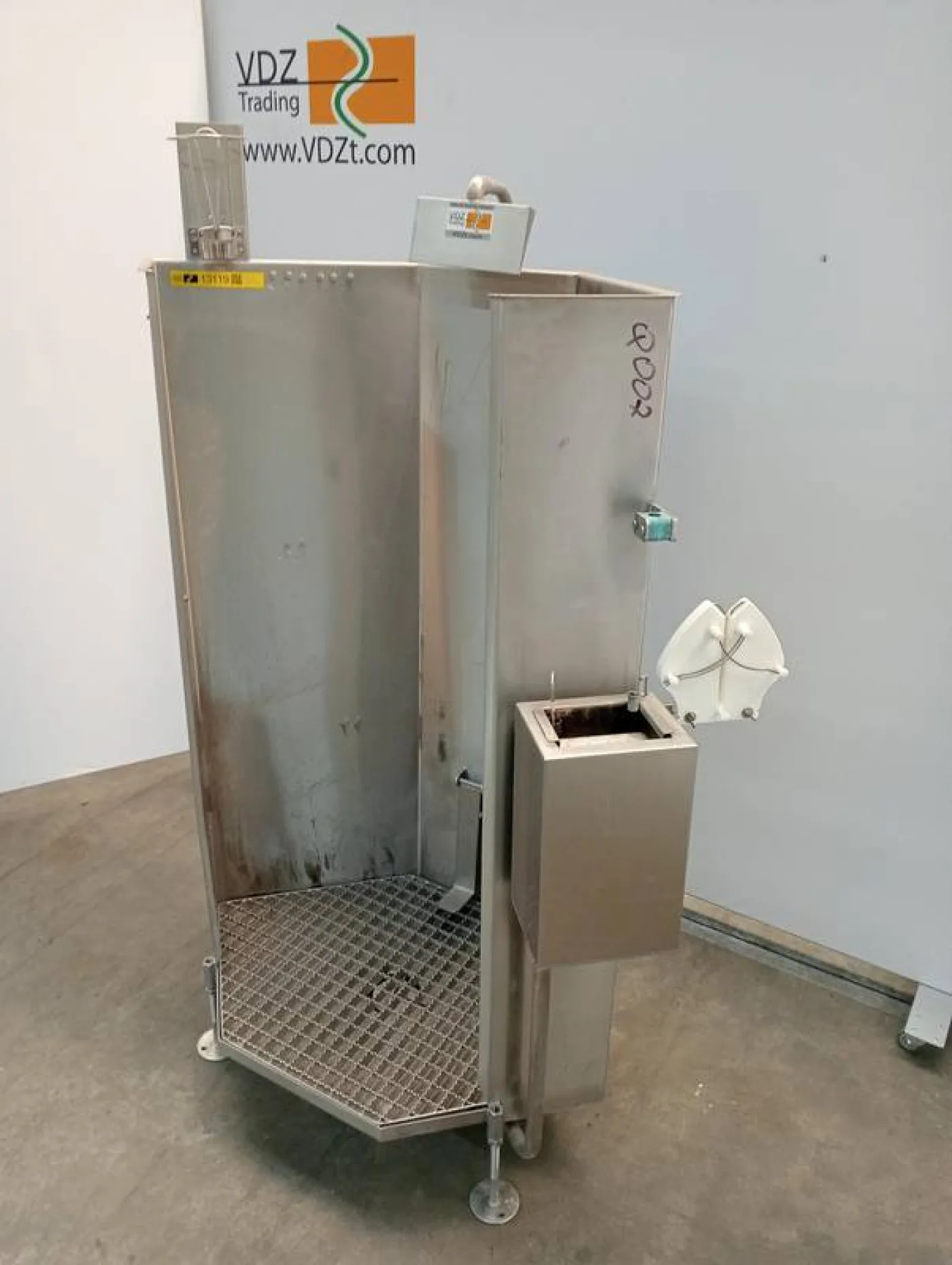 Apron washer - 4
