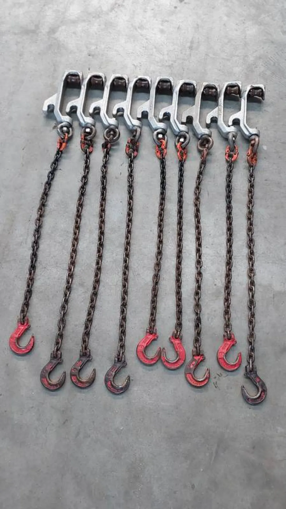 Bleeding hooks for cattle