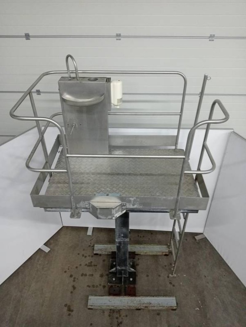 Fixed platform