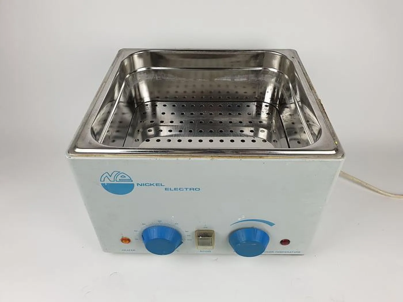 Nickel Electro Medical Water Bath - 4