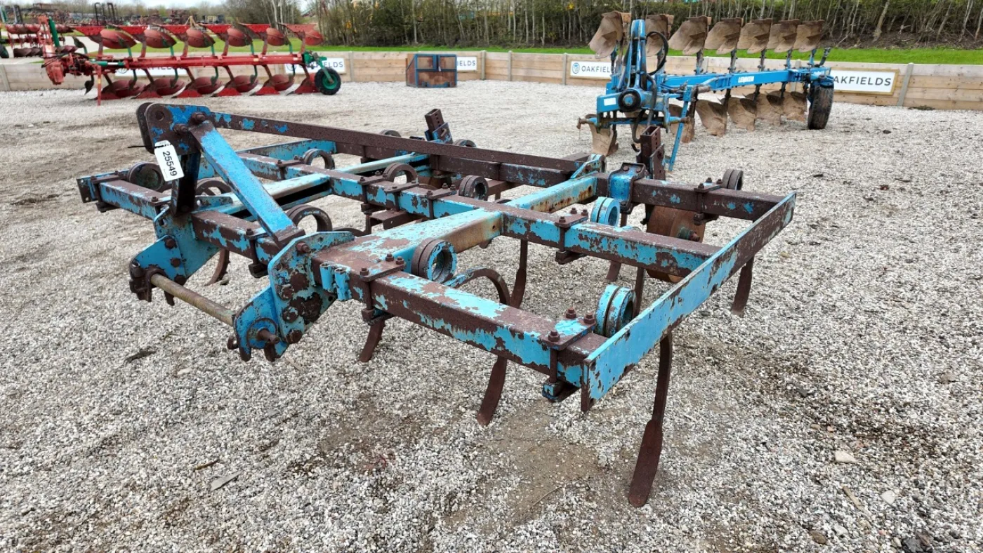 Ransomes C92 3m Heavy Duty Mounted Pigtail Cultivator - 1