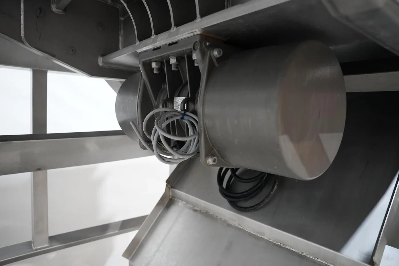 NN RVS triller - 8