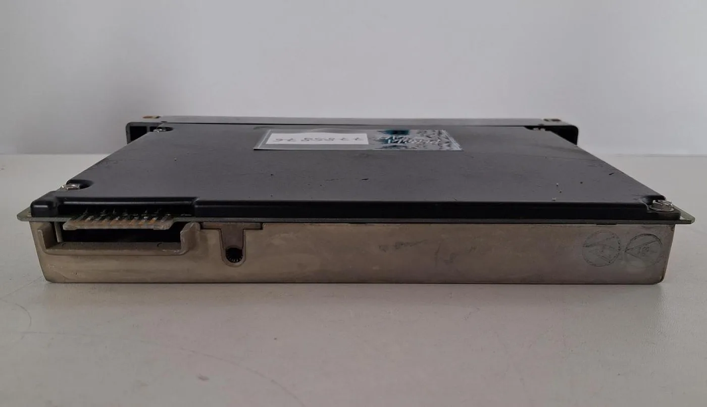 Gould Modicon B820 10–60 VDC Output Module - 5