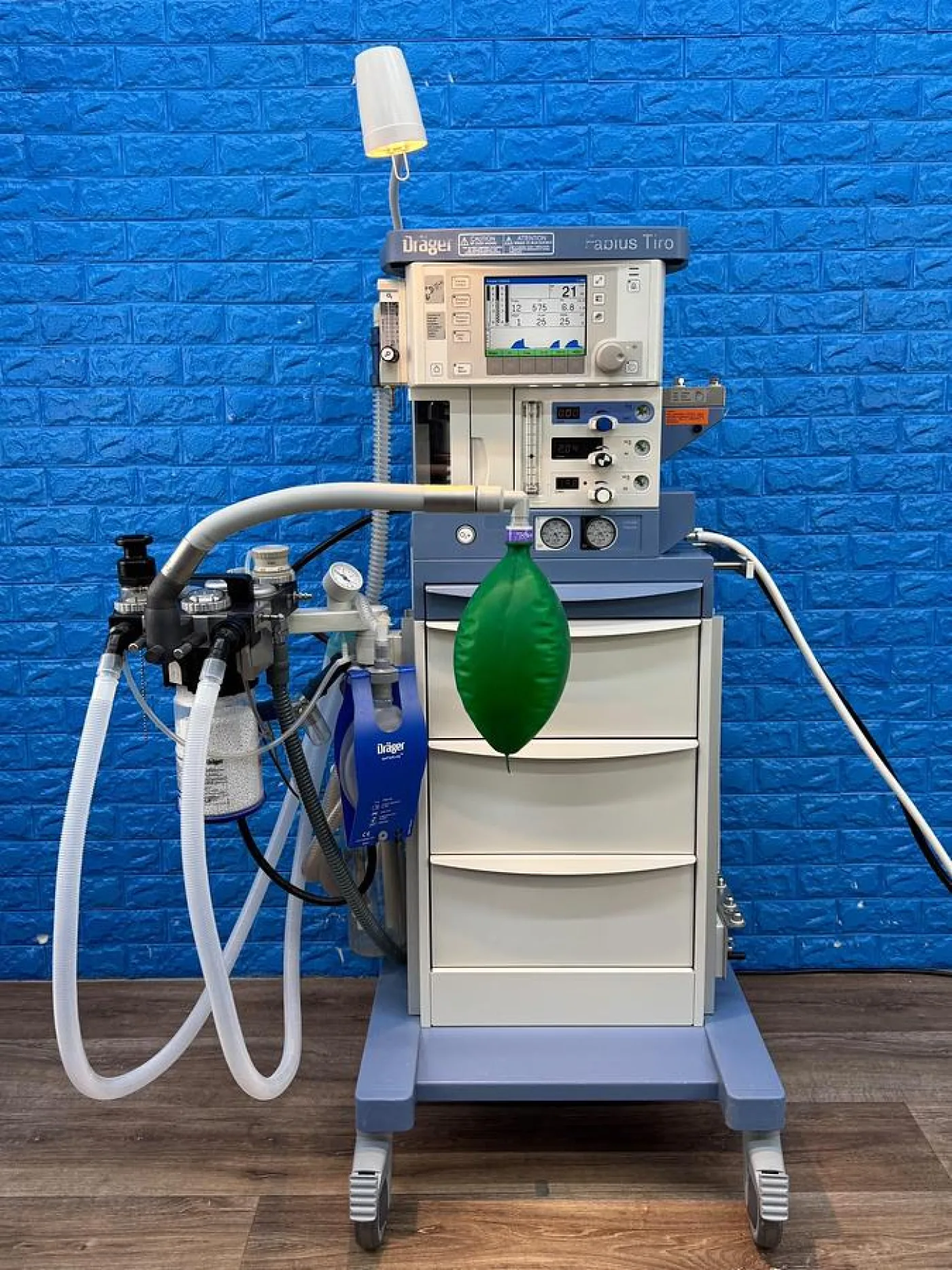 Dräger Fabius Tiro YOM: 2011 Include GE B650 Patient Monitor YOM: 2013 With SPO2 & ECG Cables - 1