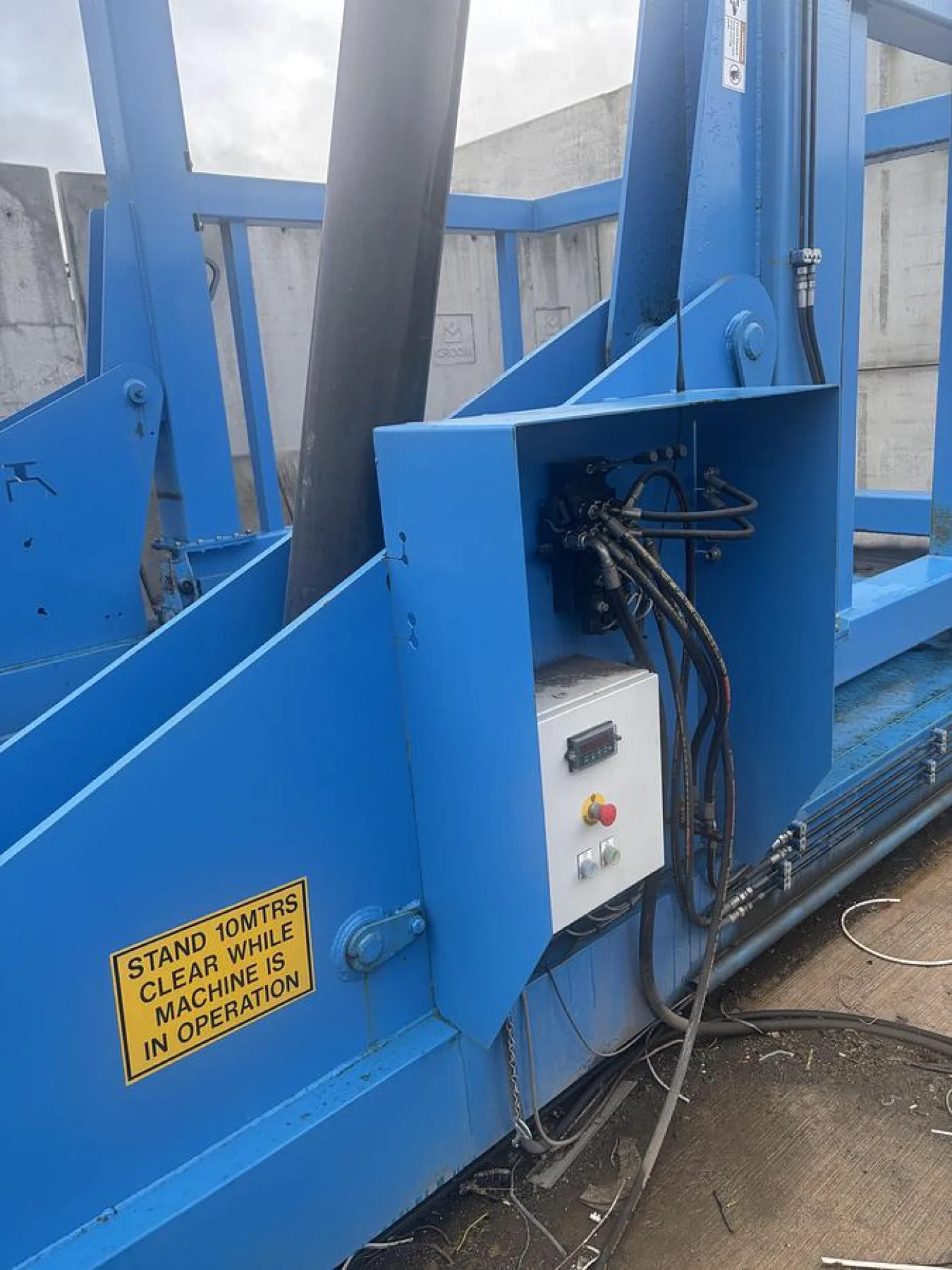 Fabcon Mark 4 Remote Controlled Container Tilter - 4
