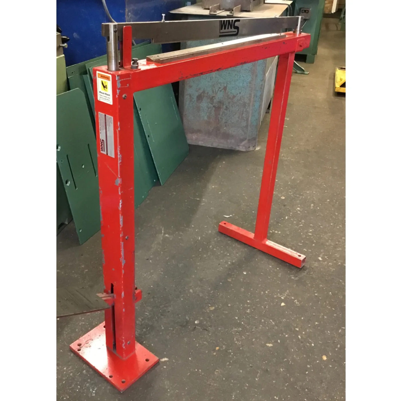 WNS Square To Round Duct Forming Machine - WNS - W. Neal Services Ltd - 1