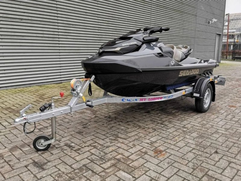Sea doo GTX LTD 300 Limited New and Unused!