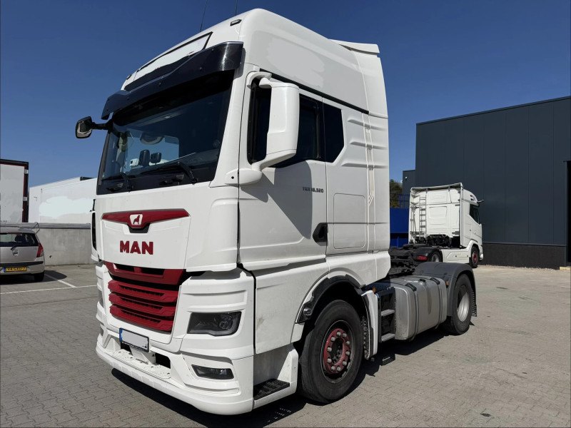 MAN TGX 18.520 GX Retarder Standairco 2X Tank - More available