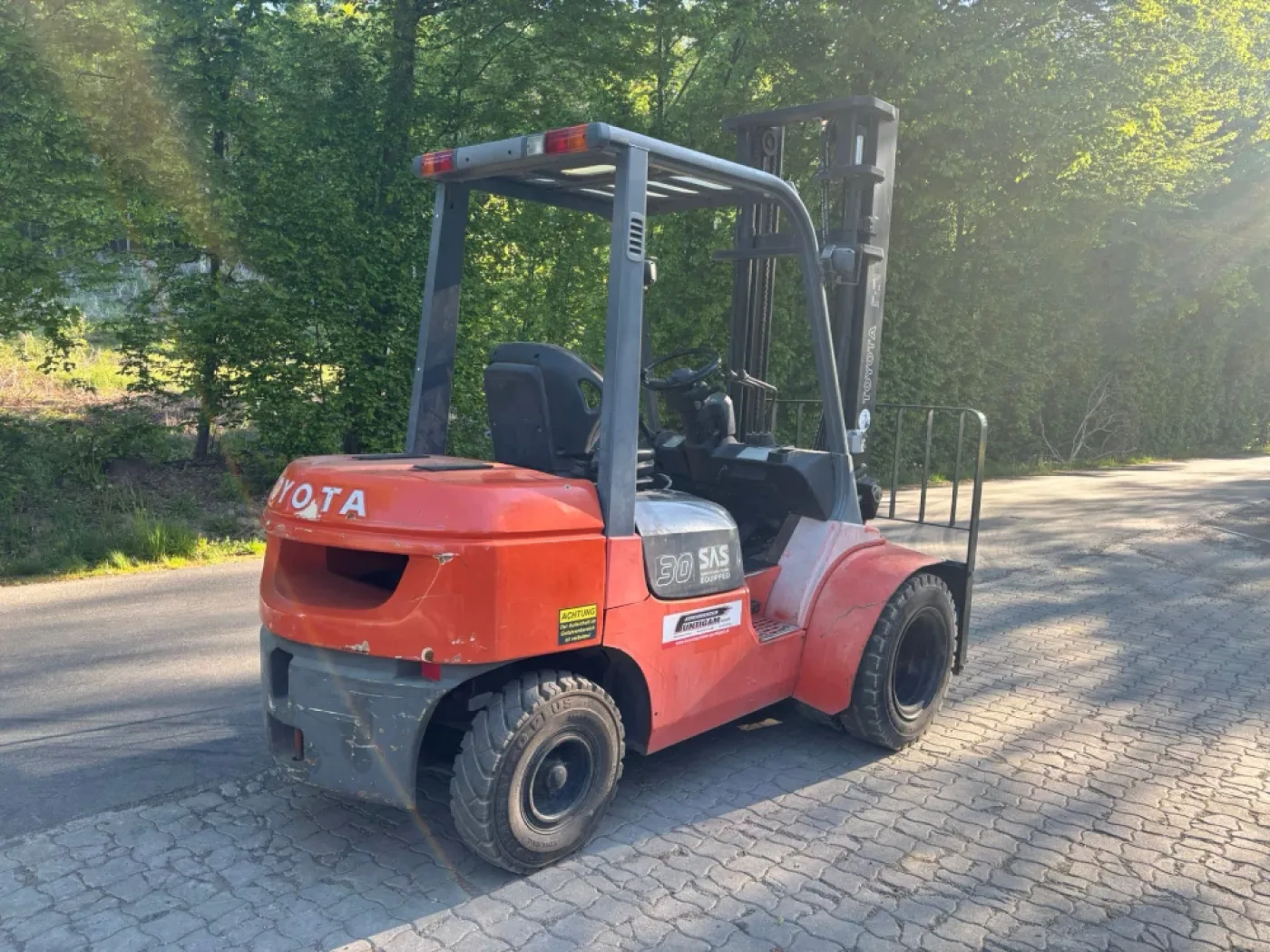Toyota 62 - 7FDF30 - 6