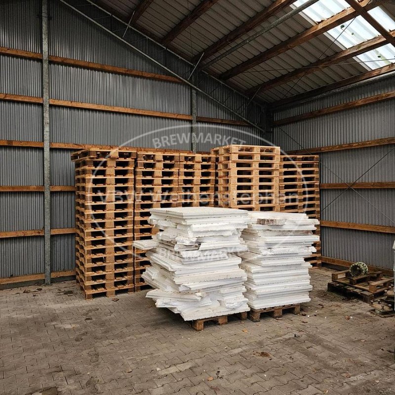 Wooden pallet