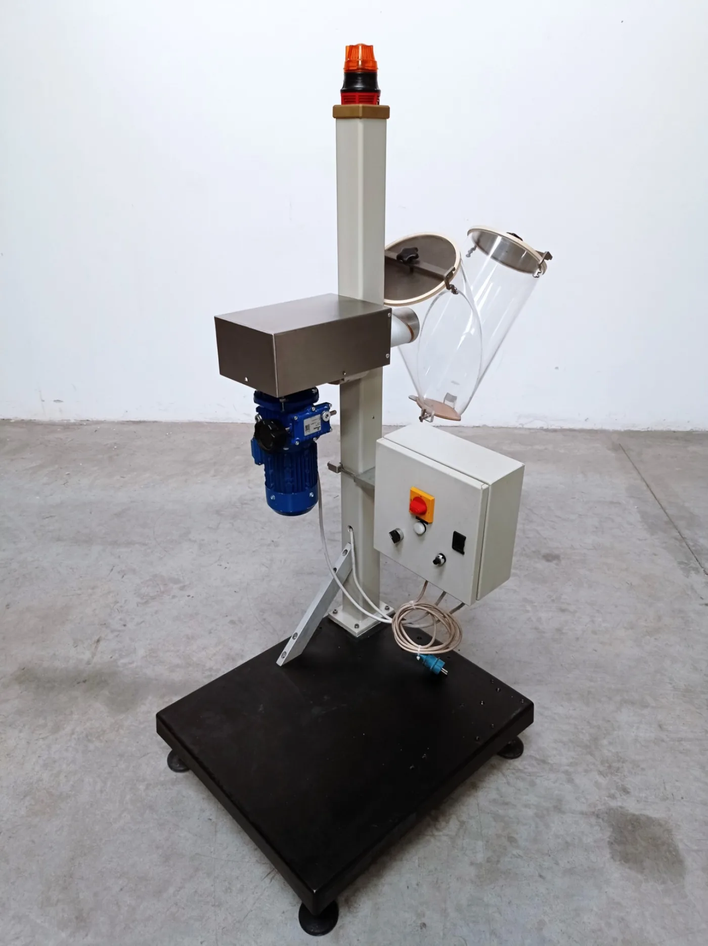 MESCOLATORE A ‘V’ – Mod. 30 LT - 3