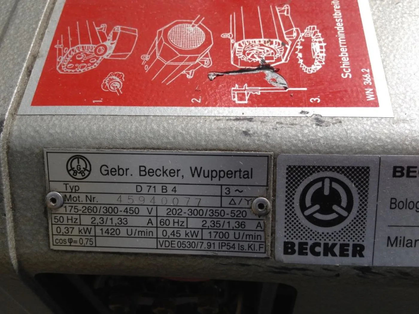 POMPA DA VUOTO – BECKER MOD. VT.3.10 D71B4 - 3