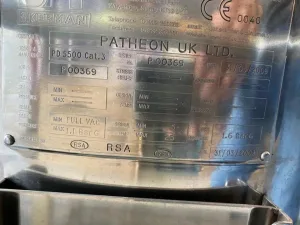 USED STAINLESS STEEL TANK 100 LITERS WITH AGITATION