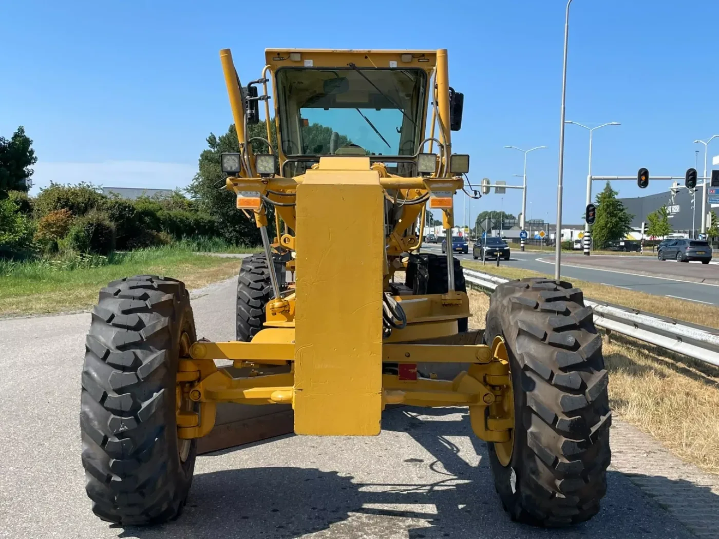Caterpillar 140K - 6