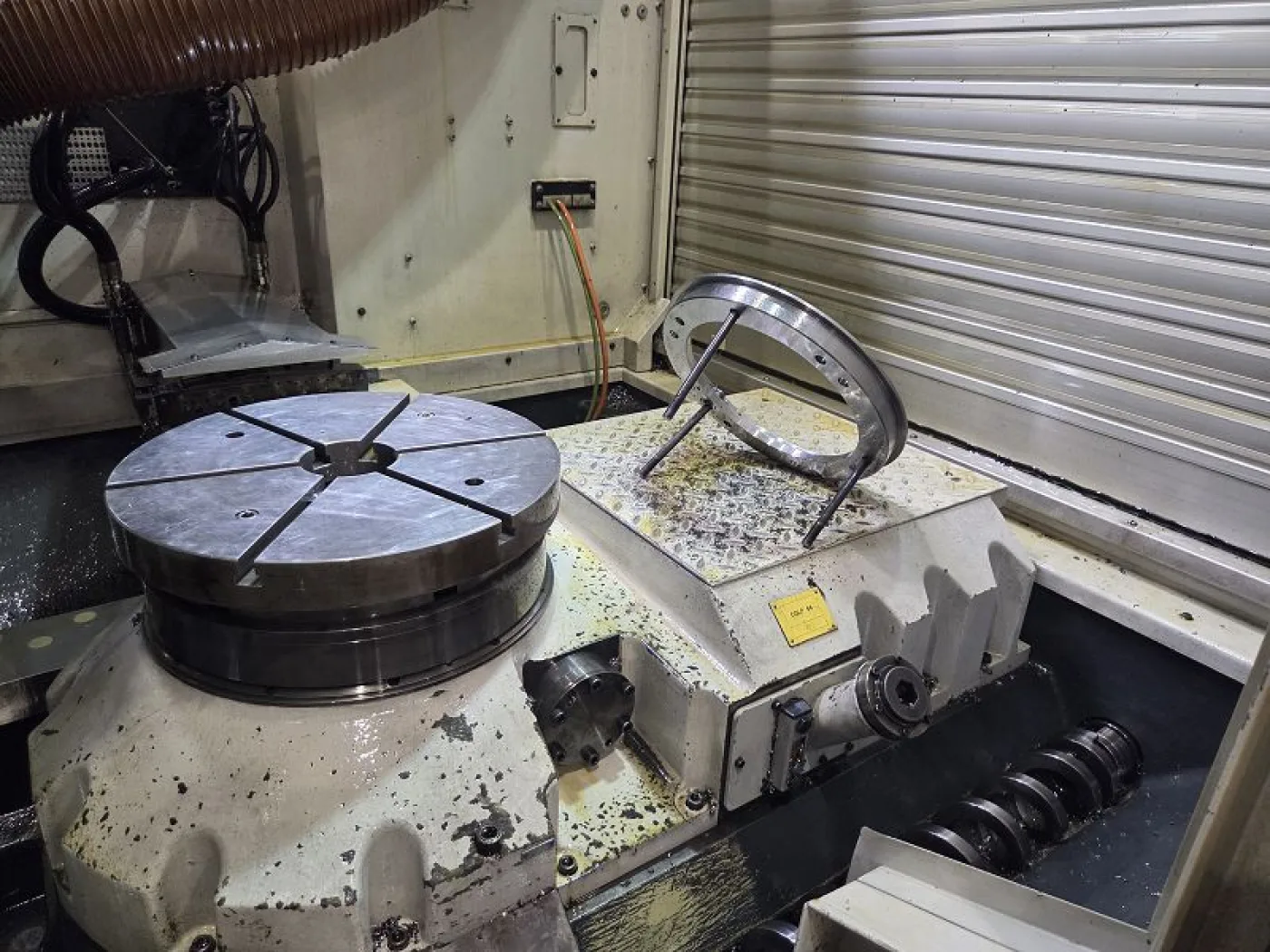 CNC Gear Shaping Machine – LIEBHERR LFS380 - 5