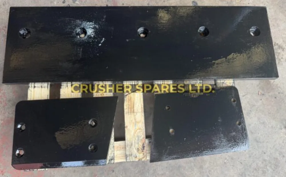 H2480000 | Feeder Outlet Wear Plate | Extec® / Sandvik® |