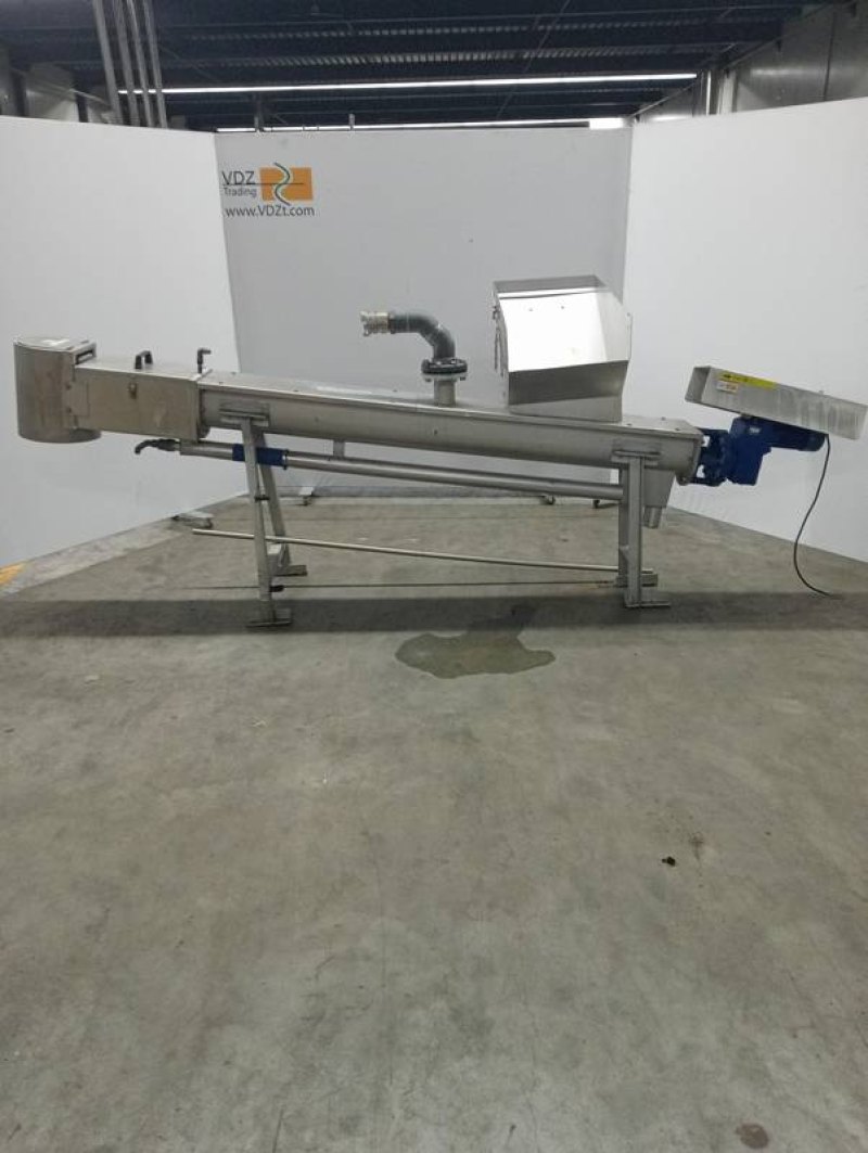Screw press
