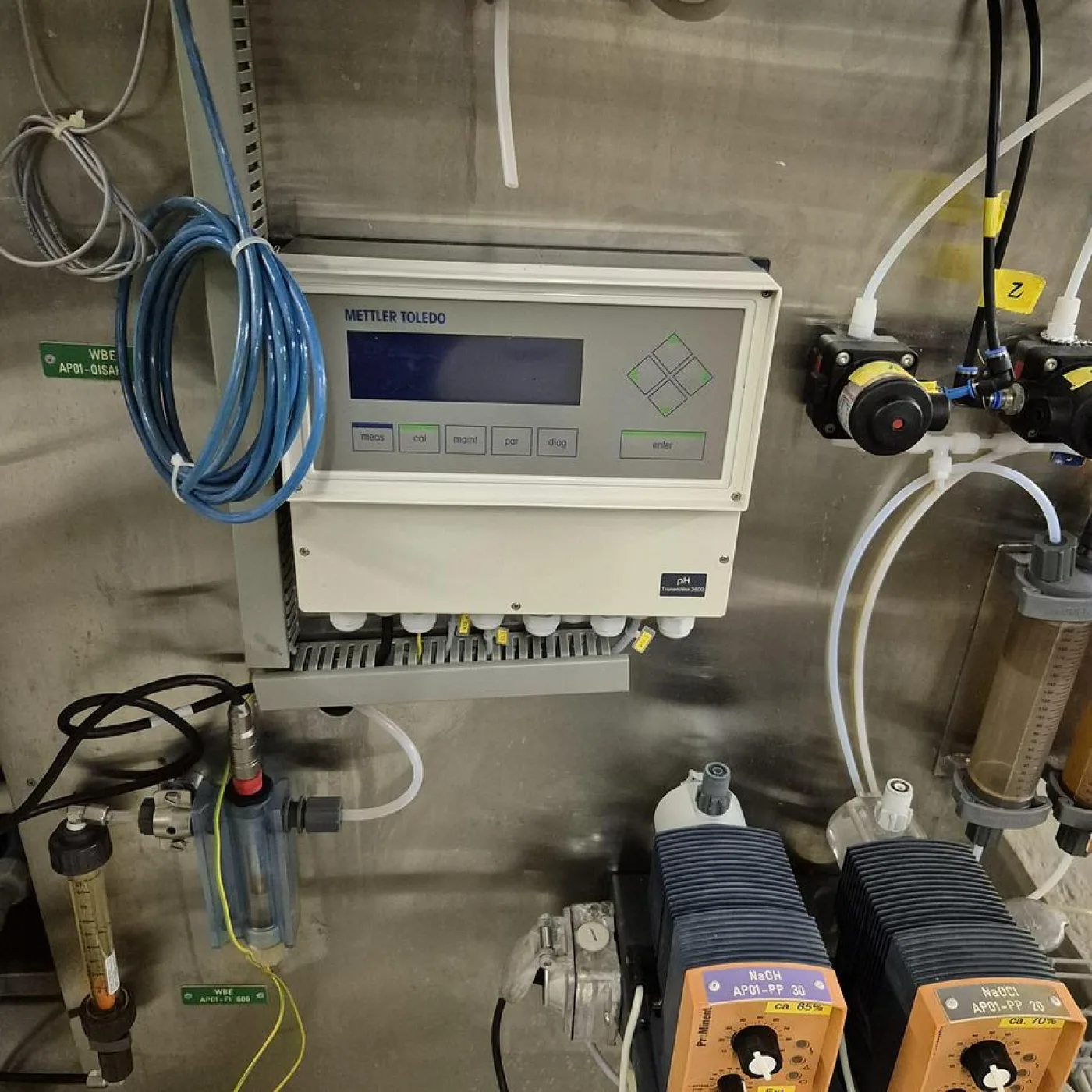 Christ Osmotron EA510 – Reinstwasseranlage für Labor & Pharma - 6