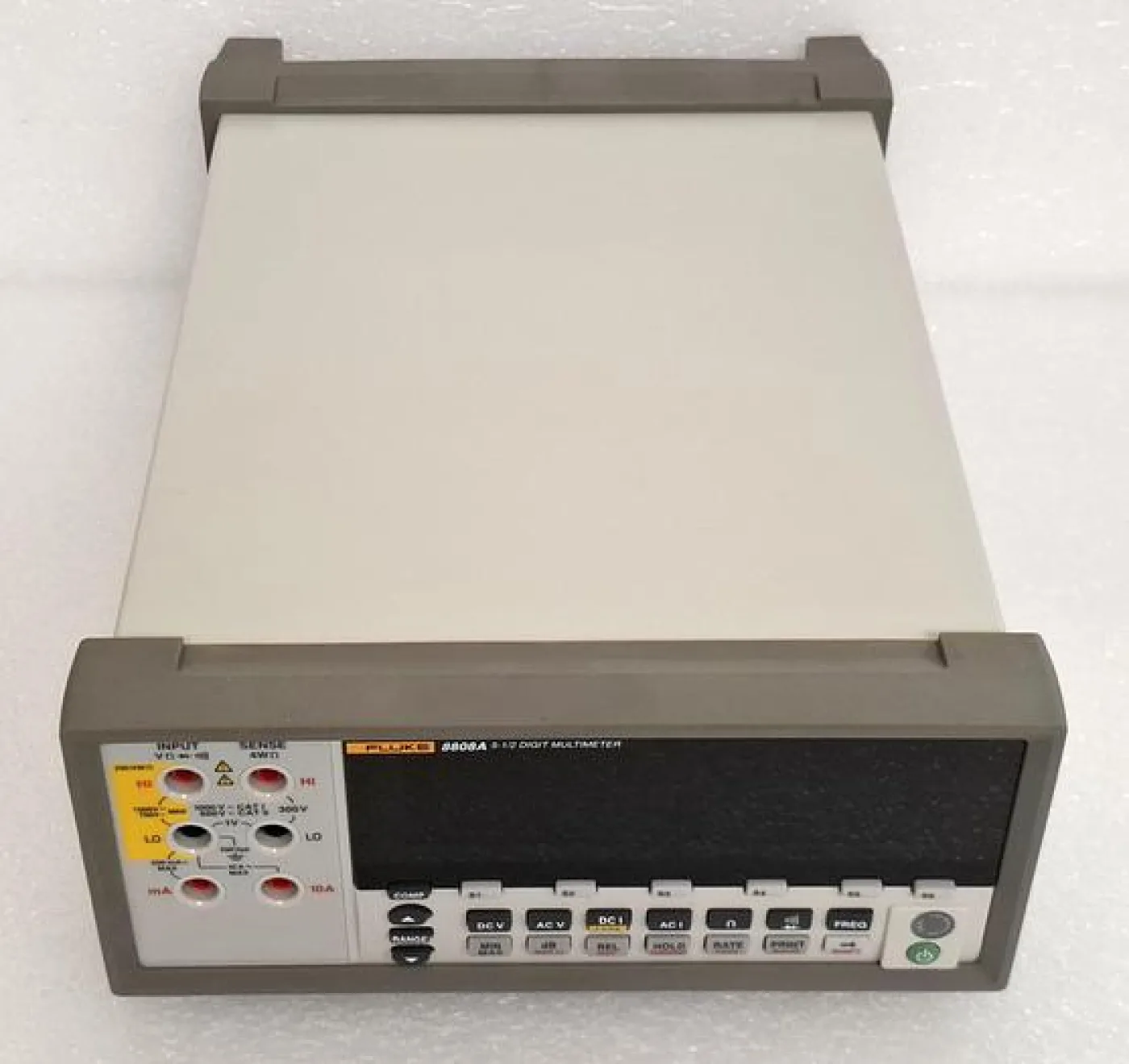 Fluke 8808A 5.5 Digit Bench Digital Multimeter - 2
