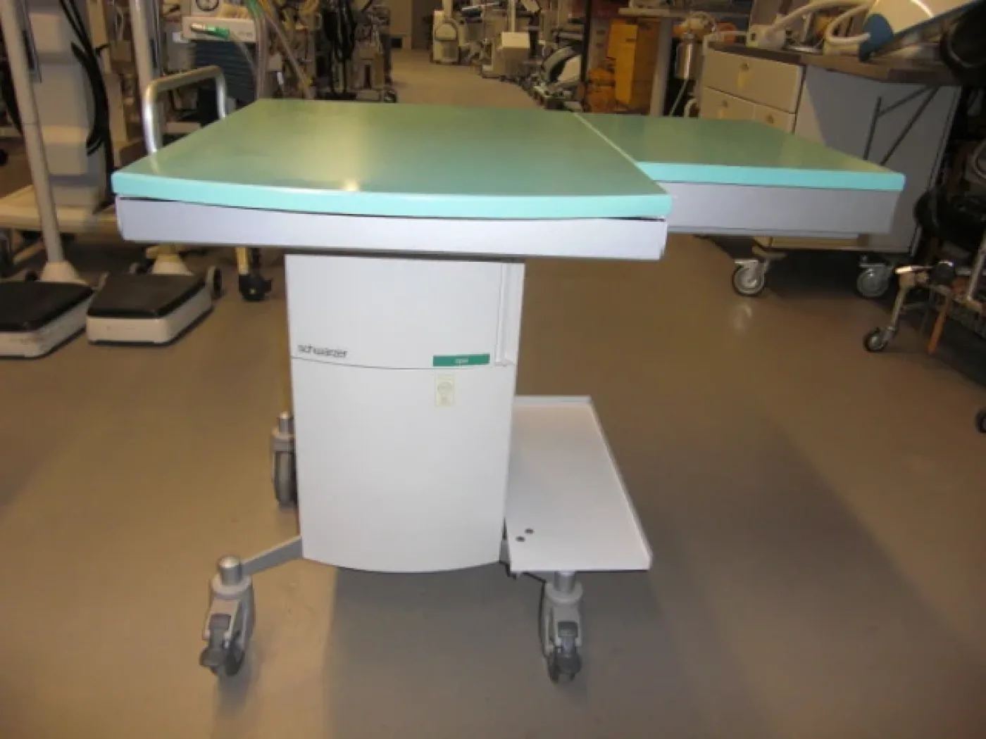 Schwarzer EPAS EEG-Fahrwagen - 1
