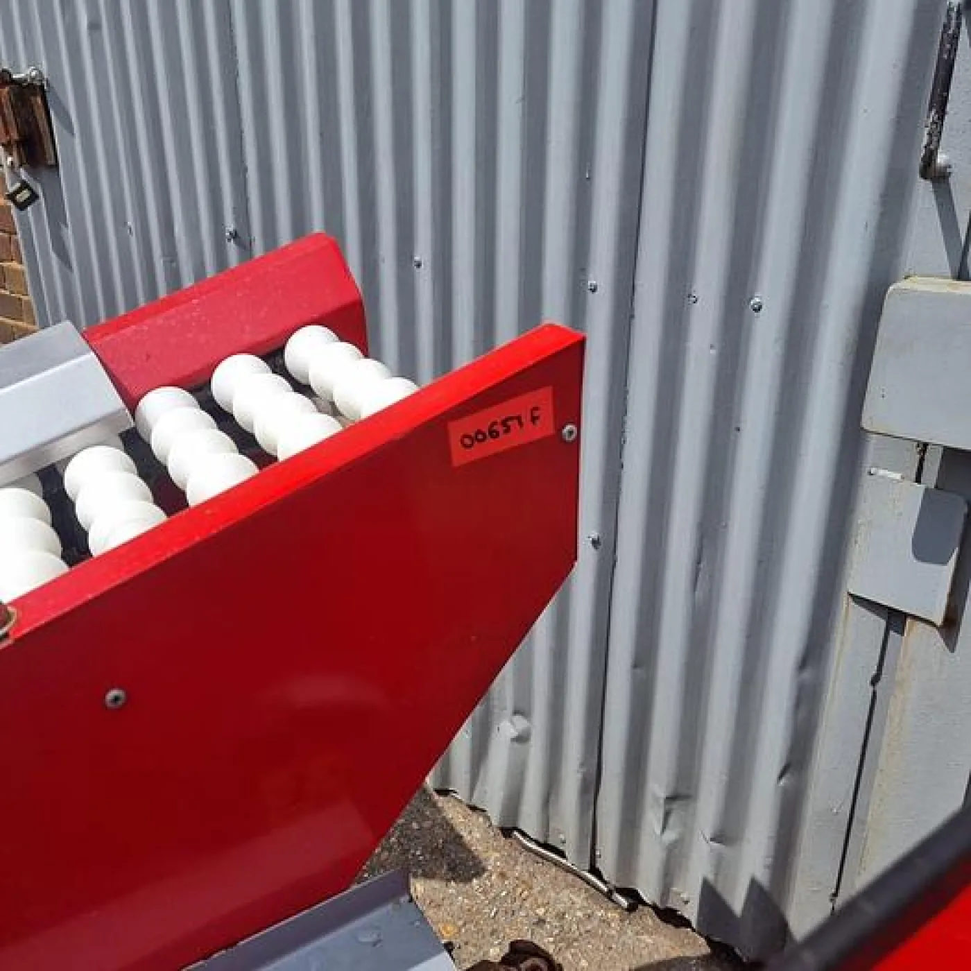 Incline Roller Conveyor - 3