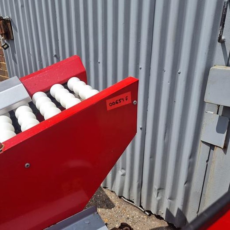 Incline Roller Conveyor