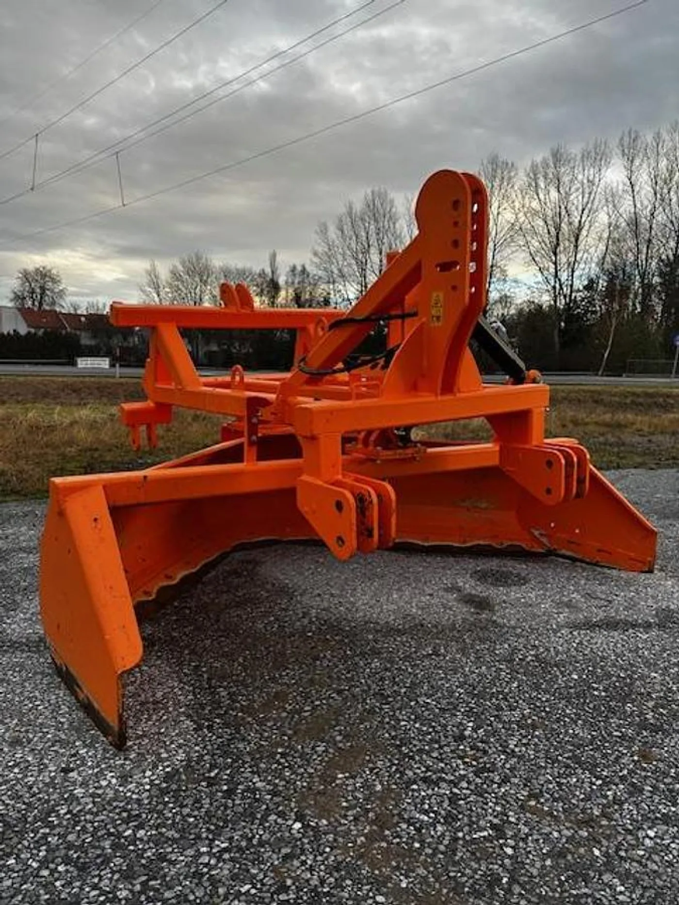 MS Grader 205 K - 3